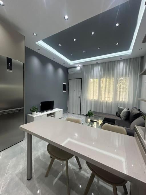 Luxury Apt 5Min To Metro Nikaia Pireusz Kültér fotó