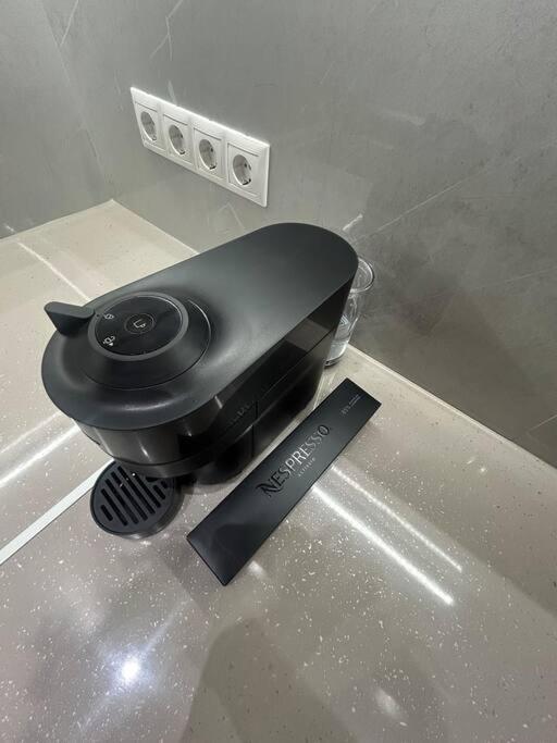 Luxury Apt 5Min To Metro Nikaia Pireusz Kültér fotó