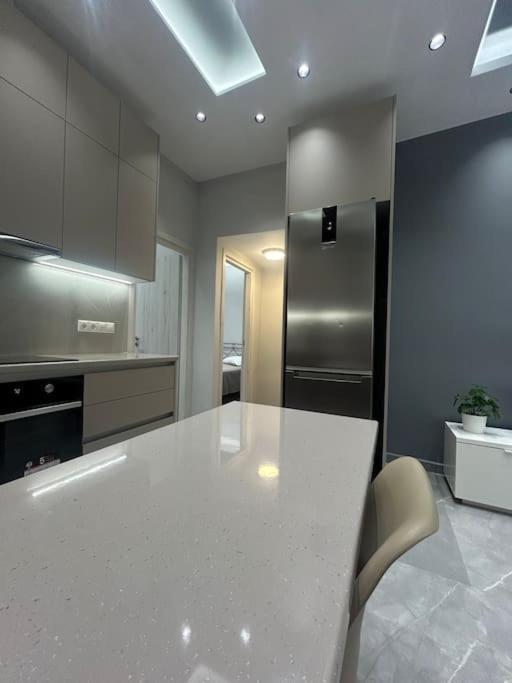 Luxury Apt 5Min To Metro Nikaia Pireusz Kültér fotó